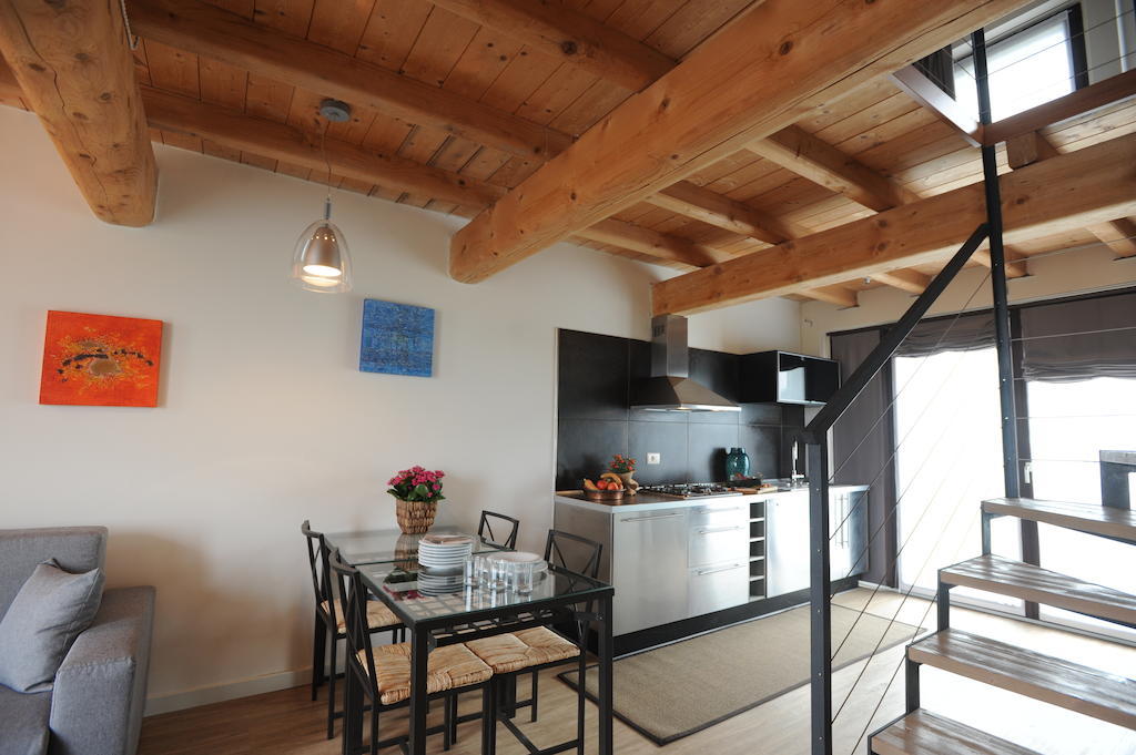 Monte Maino Bed & Breakfast Desenzano del Garda Pokoj fotografie